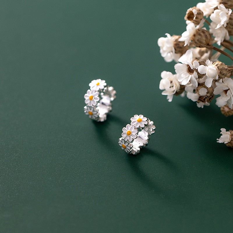 Peris Gems 2 Cute Daisy Flower Hoop Earrings for Women | Flower Earrings Collection Cute Daisy Flower Hoop Earrings for Women | Flower Earrings SHEIN Amazon Temu