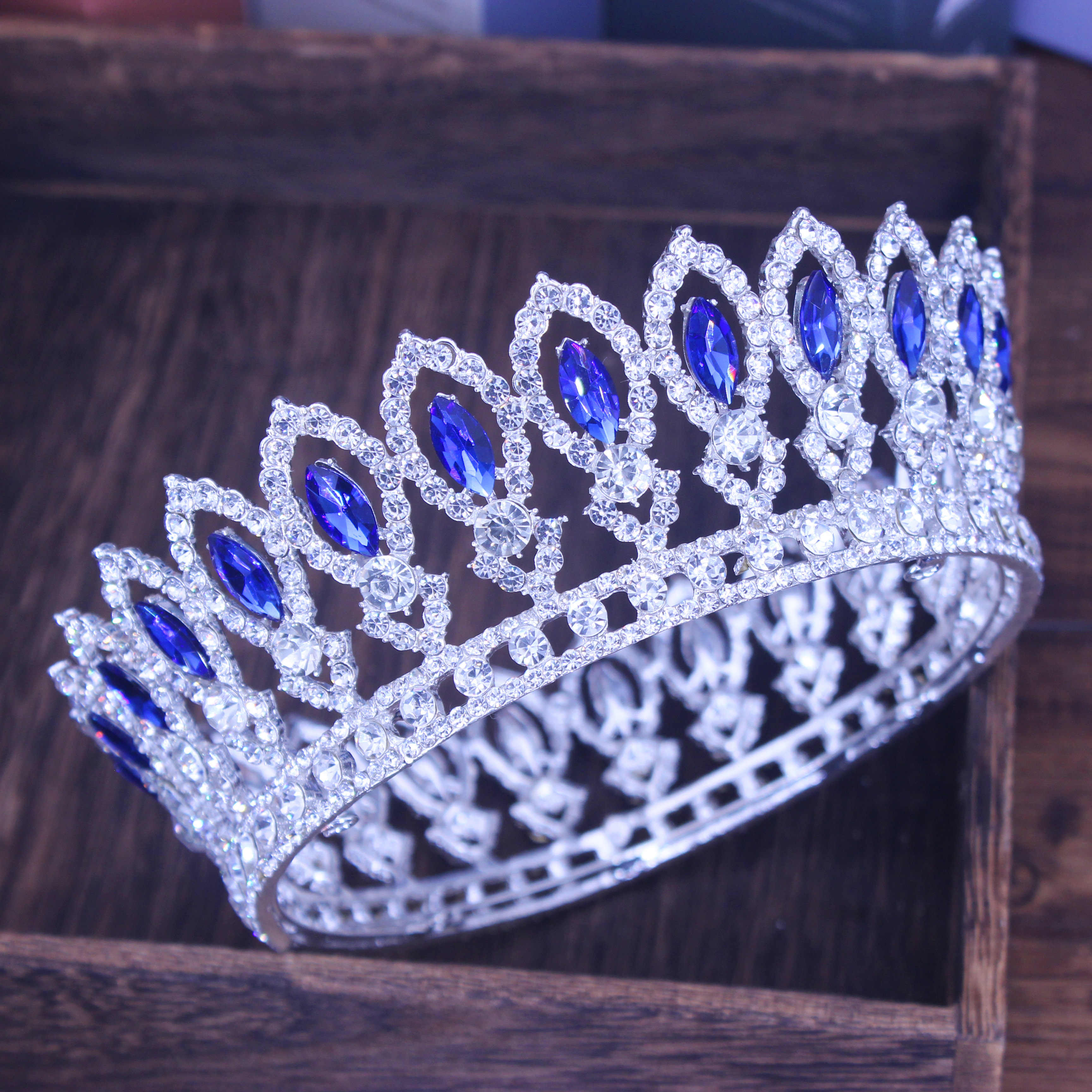 Peris Gems 24 Crystal Queen Wedding Tiara Crown | Women&