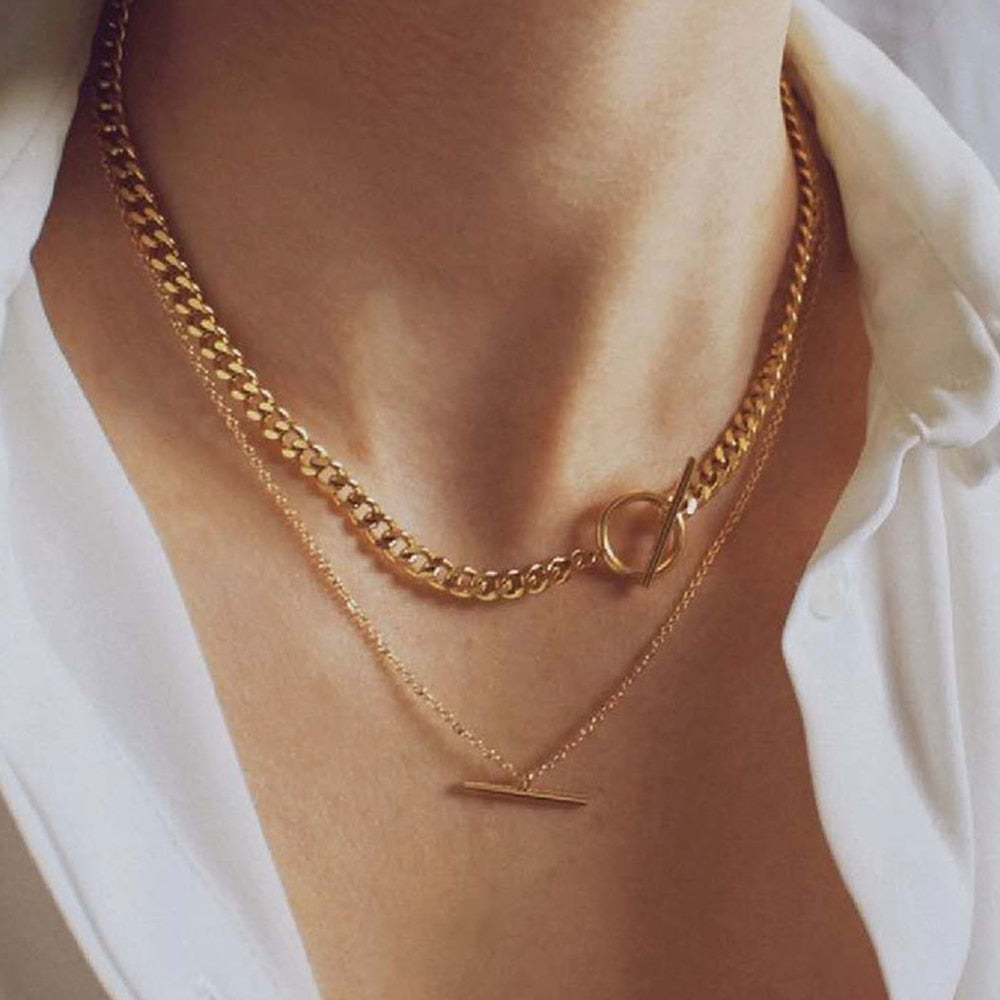 Peris Gems Carved Coin Thick Chain OT Buckle Necklace | Women&
