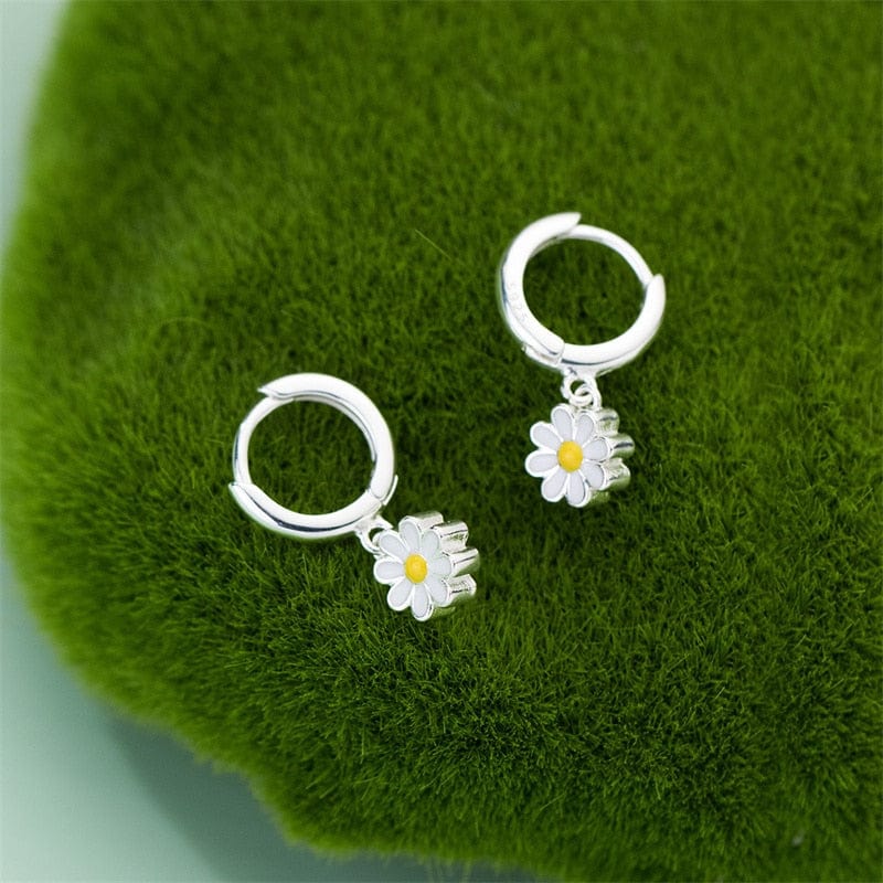 Peris Gems Cute Daisy Flower Hoop Earrings for Women | Flower Earrings Collection Cute Daisy Flower Hoop Earrings for Women | Flower Earrings SHEIN Amazon Temu