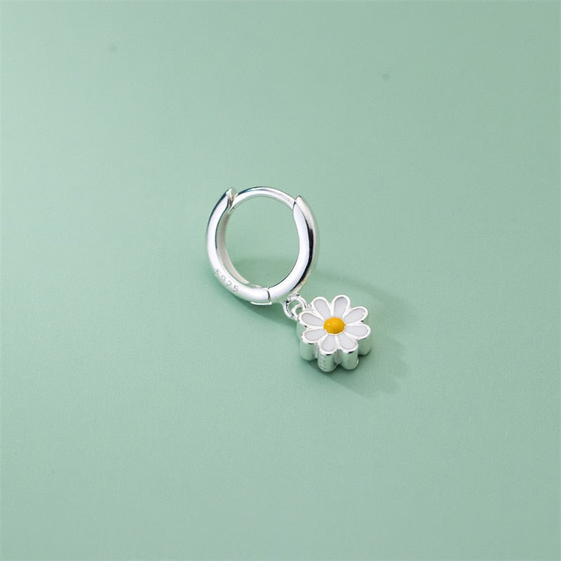 Peris Gems Cute Daisy Flower Hoop Earrings for Women | Flower Earrings Collection Cute Daisy Flower Hoop Earrings for Women | Flower Earrings SHEIN Amazon Temu