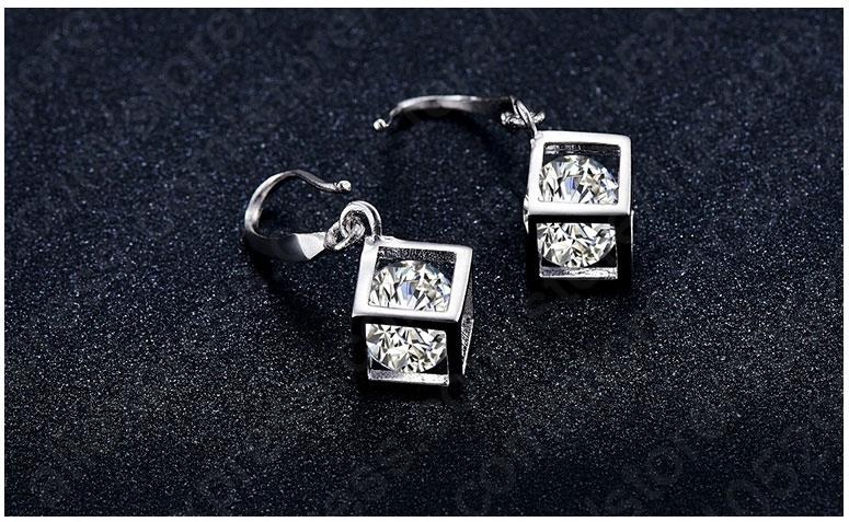 Peris Gems Diamond In a Box Necklace and Earrings Set | Women&