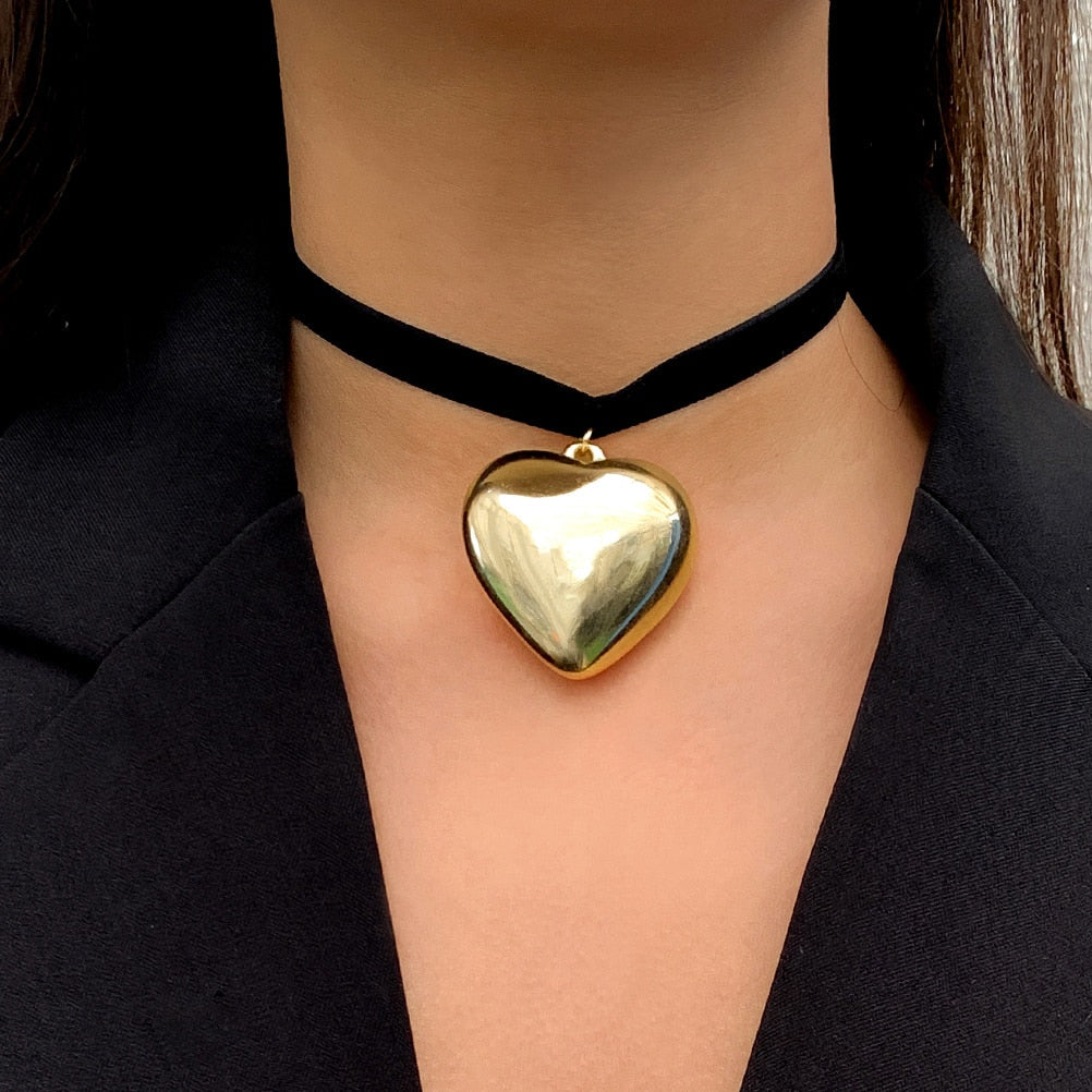 Peris Gems Gold Choker Black Gothic Bowknot Choker Necklace with Big Heart Pendant for Women Black Gothic Bowknot Choker Necklace with Big Heart Pendant SHEIN Amazon Temu