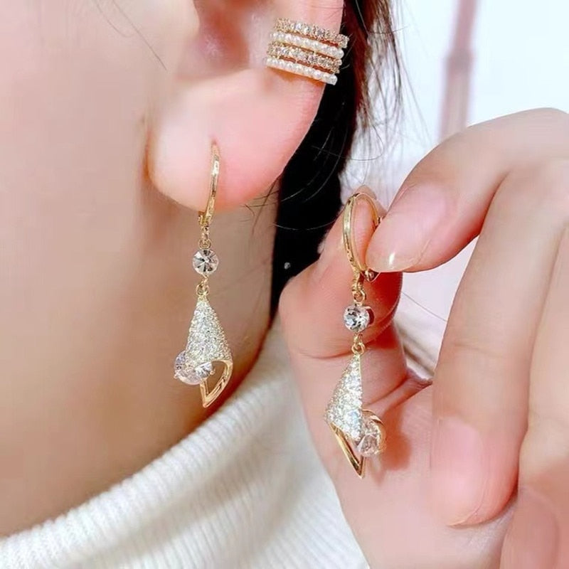 Peris Gems Golden Diamond Tassel Earrings for Women | Rhinestone Earring Collection Golden Diamond Tassel Earrings for Women Rhinestone Earring SHEIN Amazon Temu