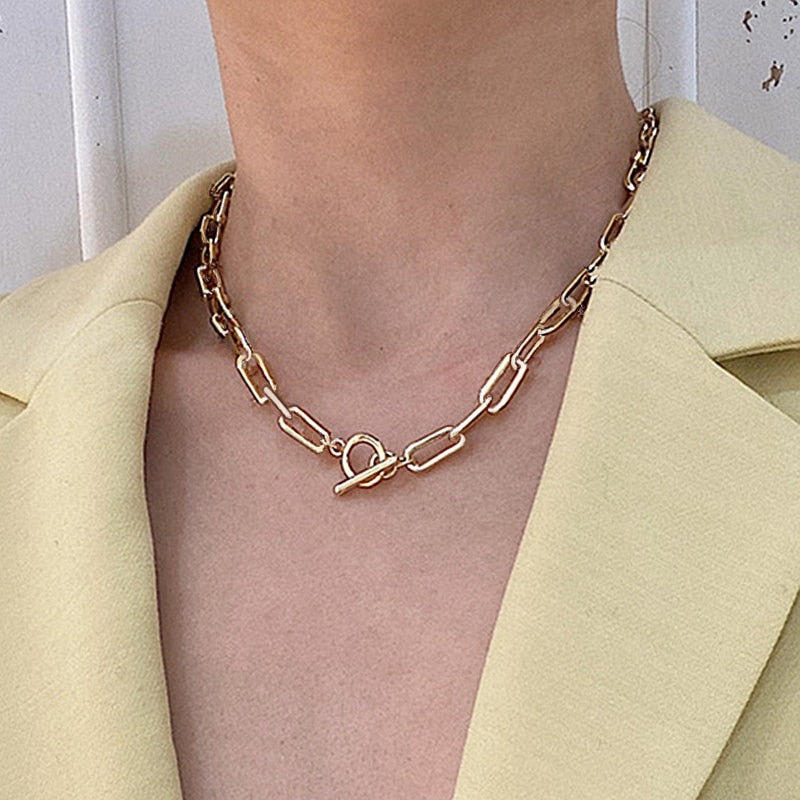 Peris Gems IPA0491-1 Carved Coin Thick Chain OT Buckle Necklace | Women&