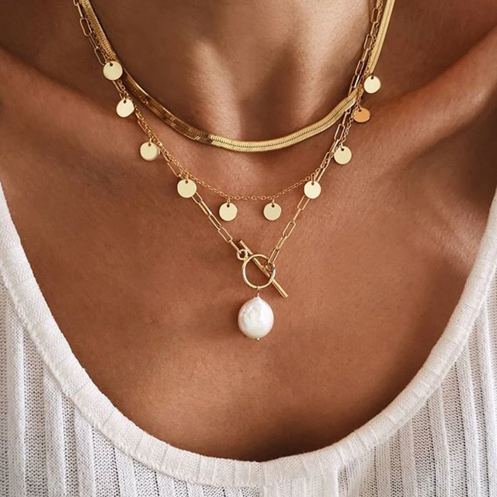 Peris Gems IPA0600 Carved Coin Thick Chain OT Buckle Necklace | Women&