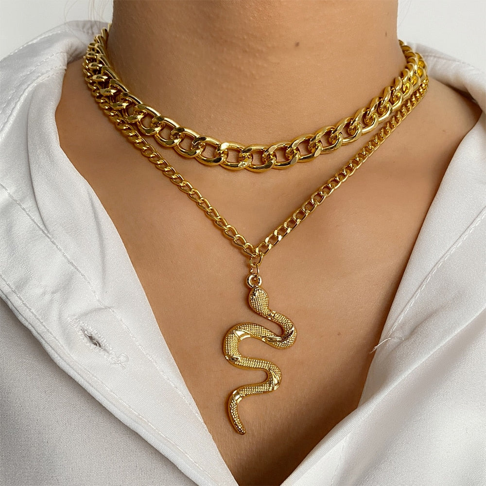 Peris Gems IPA0892-1 Carved Coin Thick Chain OT Buckle Necklace | Women&