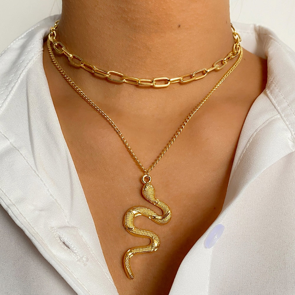 Peris Gems IPA0894-1 Carved Coin Thick Chain OT Buckle Necklace | Women&