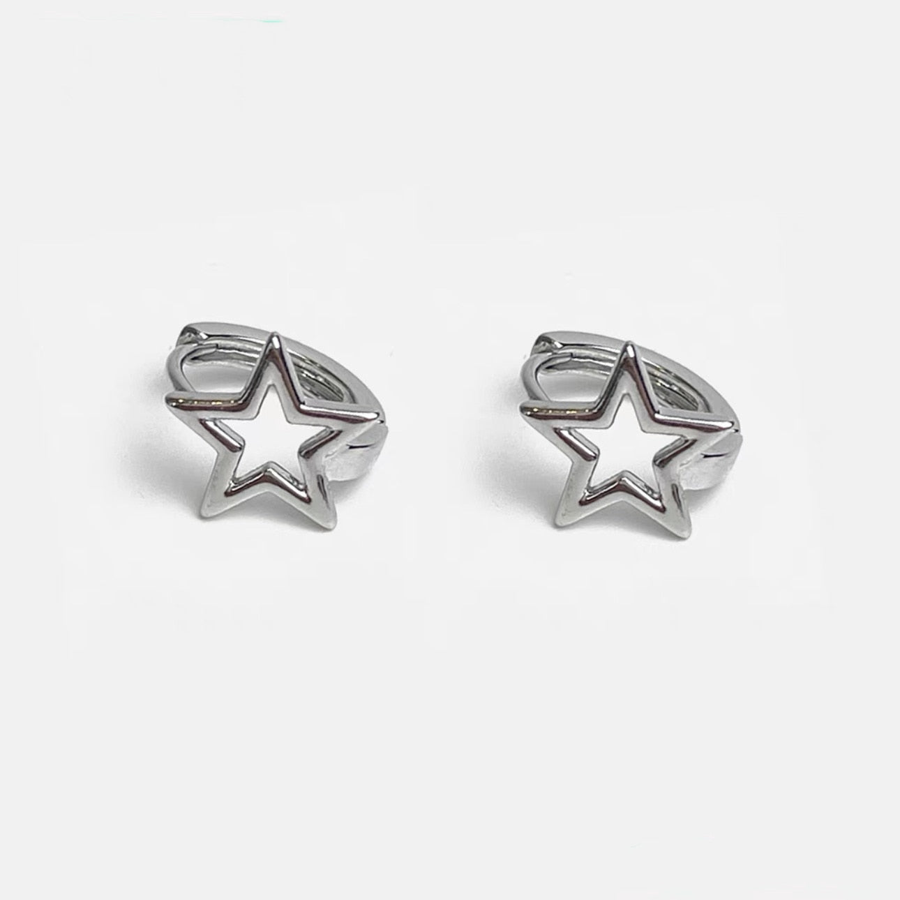 Peris Gems K Silver Double Star Stud Earrings | Women&