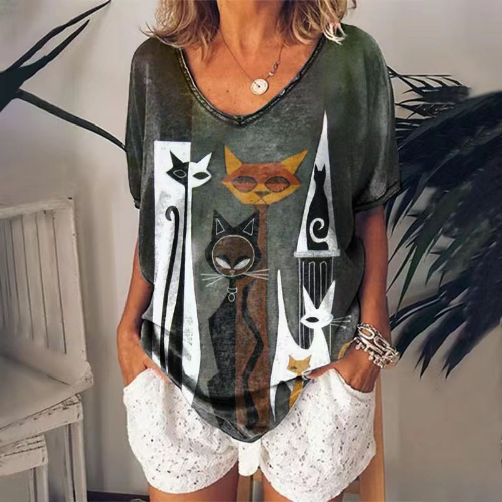 Peris Gems Retro Cat T-Shirt for Women| V-Neck Oversized Shirts SHEIN Amazon Temu