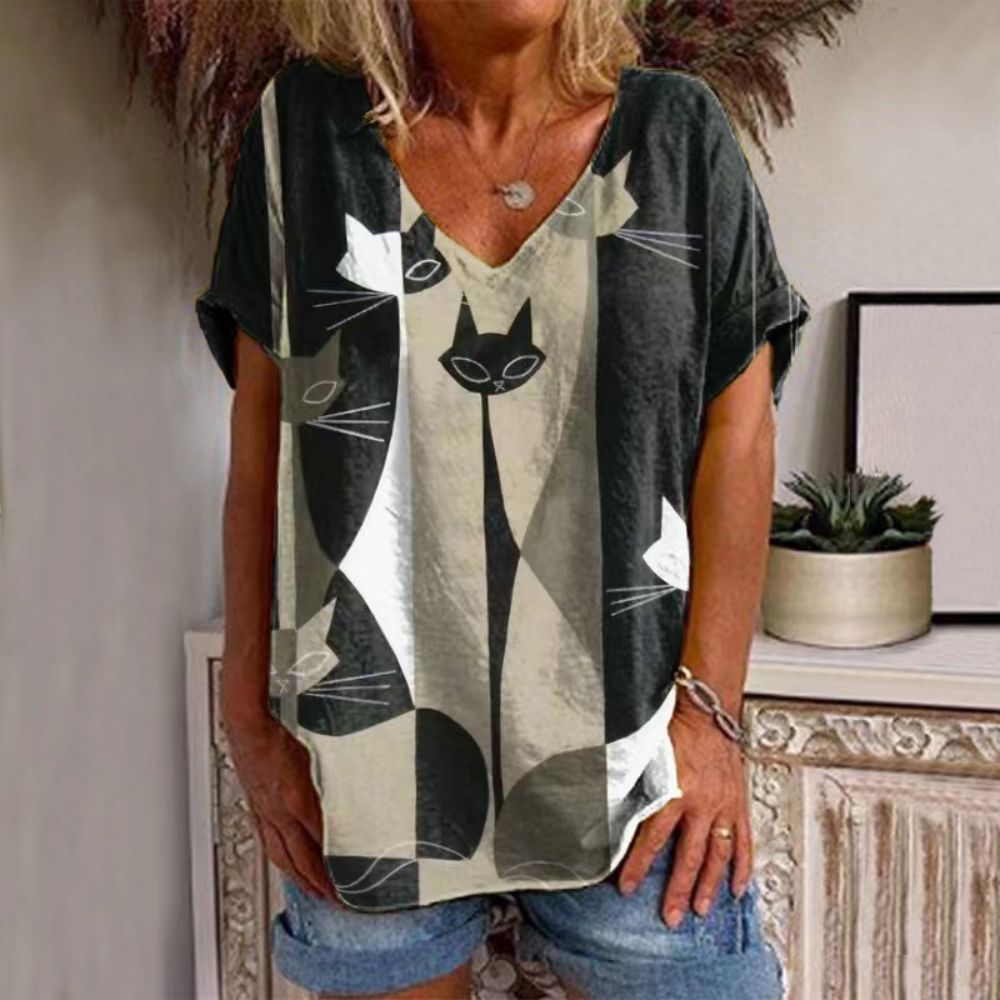Peris Gems Retro Cat T-Shirt for Women| V-Neck Oversized Shirts SHEIN Amazon Temu