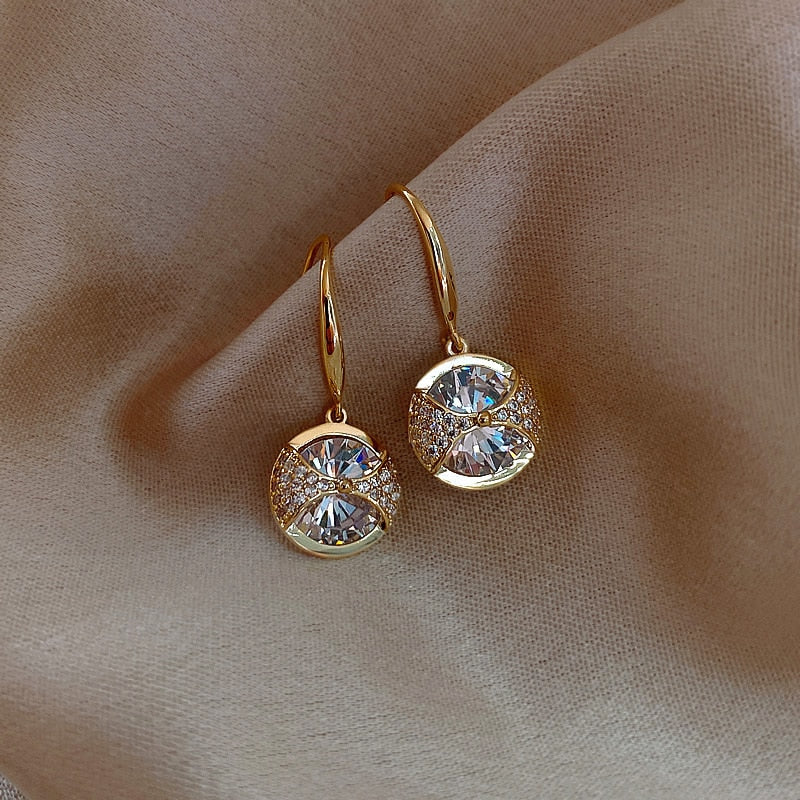 Peris Gems Round Honeybee Pearl Earrings for Women | Gold Stud Earrings SHEIN Amazon Temu