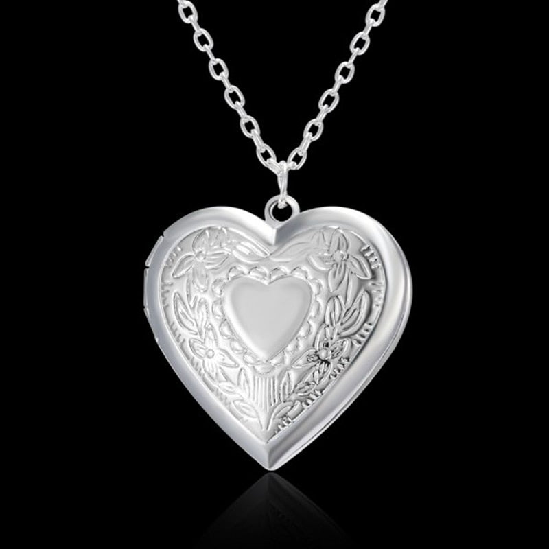 Peris Gems Small Heart Openable Love Heart Pendant Women&