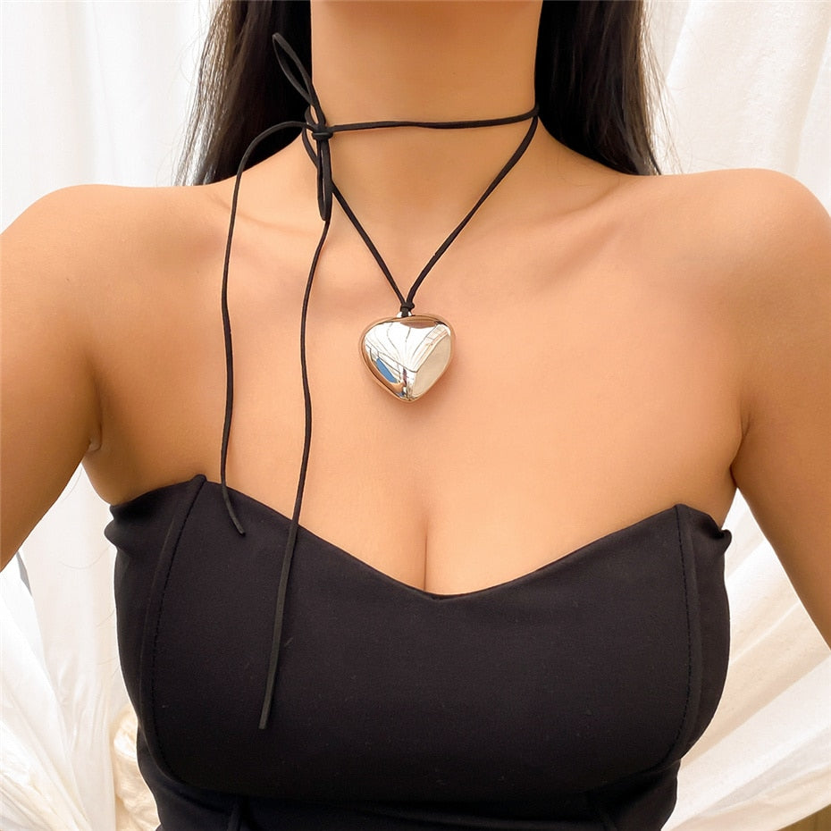 Peris Gems Velvet Chain Silver Black Gothic Bowknot Choker Necklace with Big Heart Pendant for Women Black Gothic Bowknot Choker Necklace with Big Heart Pendant SHEIN Amazon Temu