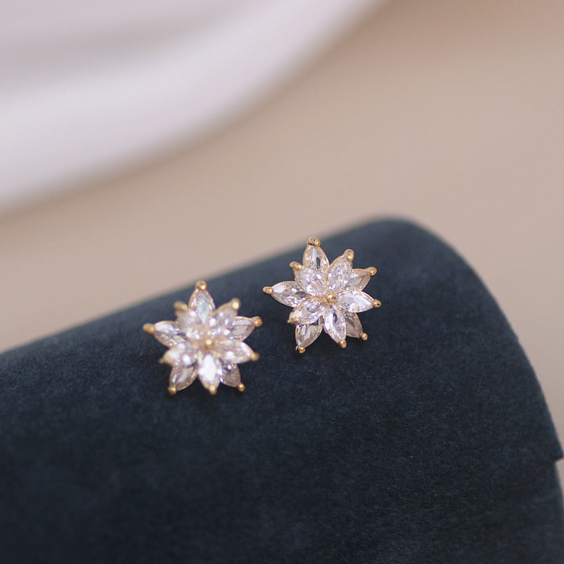 Peris Gems White Diamond Flower Stud Earrings for Women | Gold Stud Earrings for Women SHEIN Amazon Temu