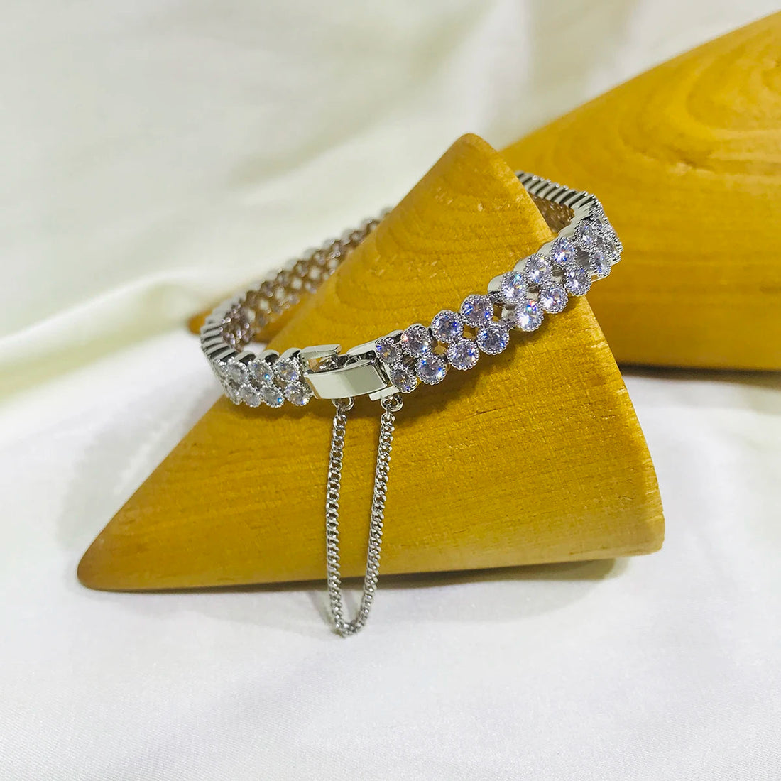Peris Gems  Classic Rome Style Diamond Chain Bracelets for Women SHEIN Amazon Temu