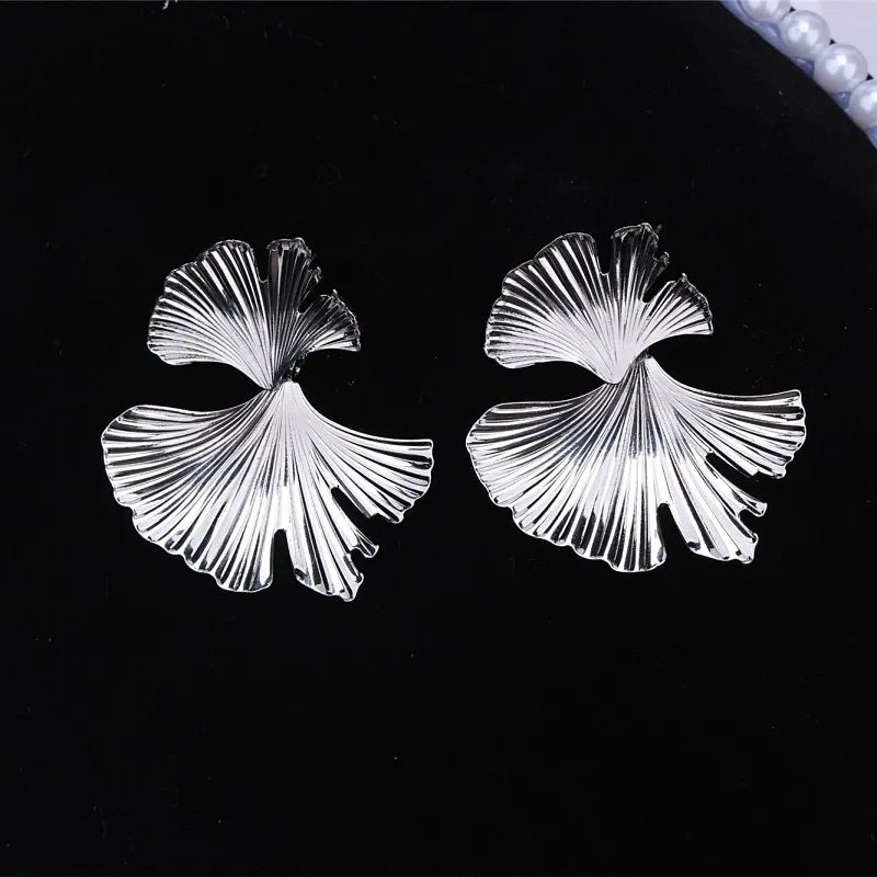 Peris Gems  ES3176 Korea Pearl Earrings for Women - Round Geometric Studs SHEIN Amazon Temu