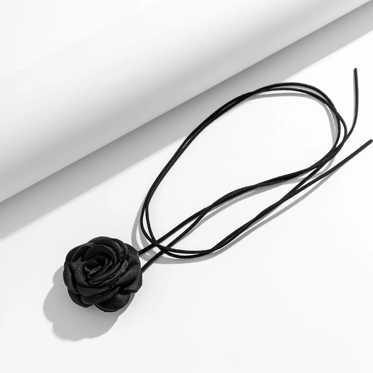 Peris Gems Romantic Gothic Big Rose Flower Clavicle Chain Necklace for Women Ladies Korean Fashion Adjustable Rope Choker Y2K Accessories Romantic Gothic Big Rose Flower Clavicle Chain Necklace for Women Ladies Korean Fashion Adjustable Rope Choker Y2K Accessories SHEIN Amazon Temu